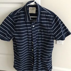 Abercrombie & Fitch Large short sleeve shirt
